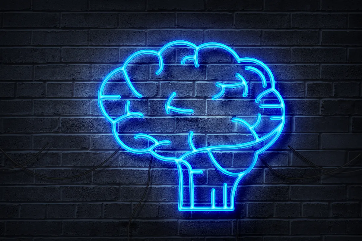 Google DeepMind-ის ოფისი და ხელოვნური ინტელექტის სიმბოლო